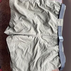 Columbia Women's Beige Athletic Shorts with gray Belt